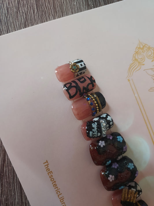 Black Girl – Short Square Press-On Nail Set