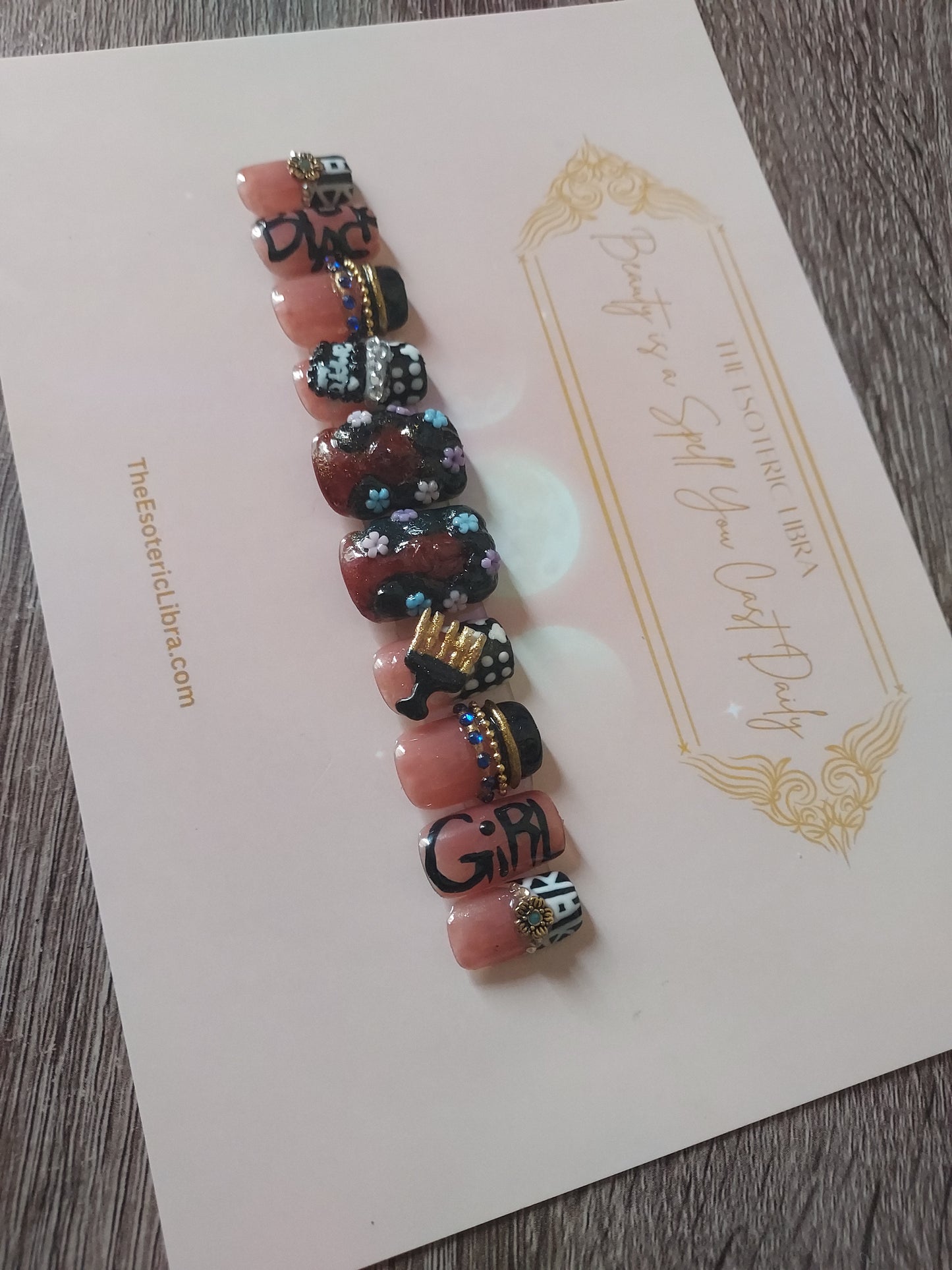 Black Girl – Short Square Press-On Nail Set